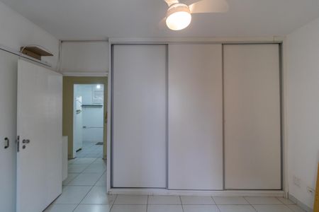 Apartamento à venda com 48m², 1 quarto e sem vaga Apartamento à venda com 48m², 1 quarto e sem vagaQuarto
