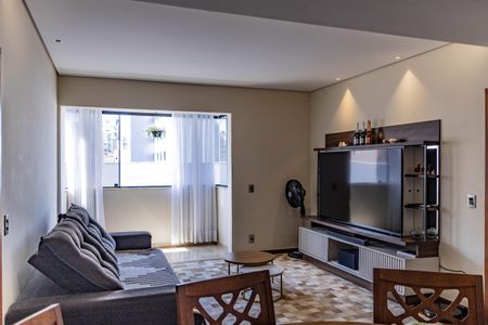 Sala de apartamento para alugar com 3 quartos, 120m² em Buritis, Belo Horizonte