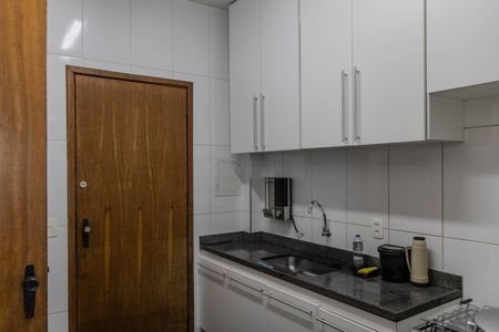 Apartamento à venda com 120m², 3 quartos e 2 vagas Apartamento à venda com 120m², 3 quartos e 2 vagasCozinha