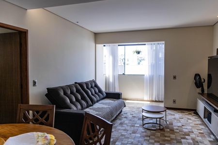 Sala de apartamento para alugar com 3 quartos, 120m² em Buritis, Belo Horizonte