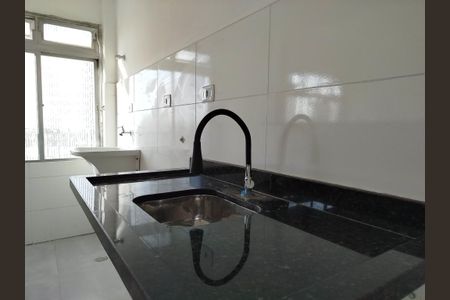 Apartamento à venda com 64m², 2 quartos e sem vagaCozinha