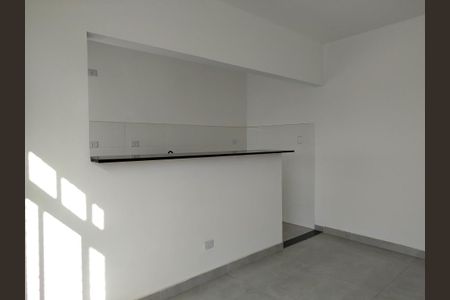 Sala com cozinha americana de apartamento à venda com 2 quartos, 64m² em Tatuapé, São Paulo