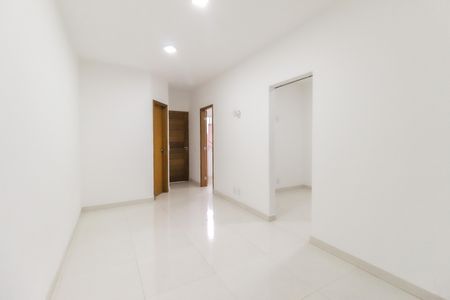 Apartamento para alugar com 40m², 2 quartos e sem vagaSala - Cozinha