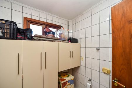Apartamento à venda com 205m², 3 quartos e 2 vagas Apartamento à venda com 205m², 3 quartos e 2 vagasBanheiro/Cobertura