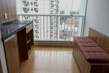 Apartamento para alugar com 55m², 2 quartos e 1 vagaSacada