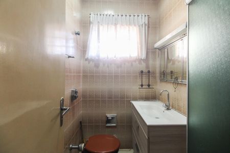 Casa para alugar com 125m², 2 quartos e 3 vagasBanheiro 