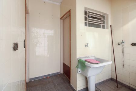 Casa para alugar com 125m², 2 quartos e 3 vagasÁrea de Serviço 