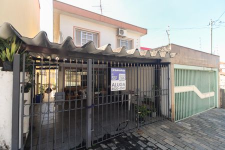 Casa para alugar com 125m², 2 quartos e 3 vagasFachada 