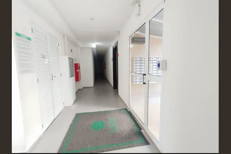 Corredor de apartamento à venda com 2 quartos, 42m² em Jardim Boa Vista (Zona Oeste), Osasco