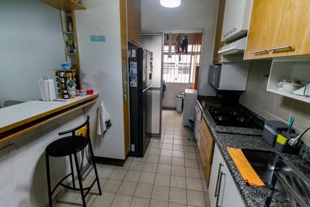 Apartamento à venda com 71m², 3 quartos e 1 vaga Apartamento à venda com 71m², 3 quartos e 1 vagaCozinha - Armários