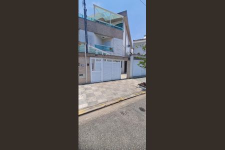 Casa para alugar com 67m², 2 quartos e 1 vagaFachada