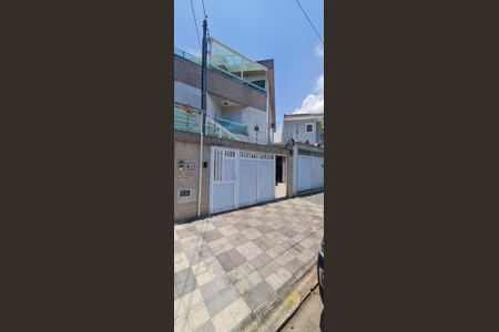 Casa para alugar com 67m², 2 quartos e 1 vagaFachada