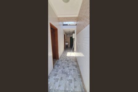 Casa para alugar com 67m², 2 quartos e 1 vagaÁrea de serviço