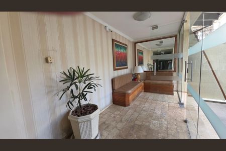 Apartamento à venda com 95m², 2 quartos e sem vagaHall de entrada