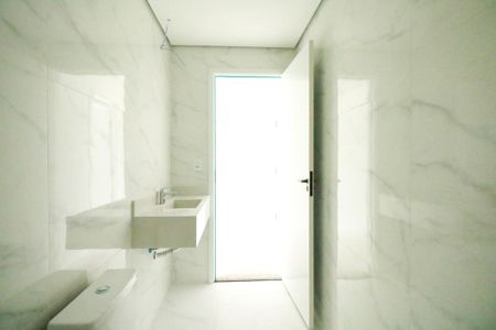 Casa à venda com 166m², 3 quartos e 3 vagasBanheiro