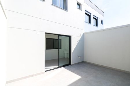 Casa à venda com 166m², 3 quartos e 3 vagasQuintal