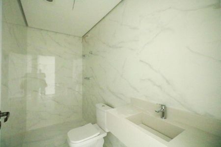 Casa à venda com 166m², 3 quartos e 3 vagasBanheiro