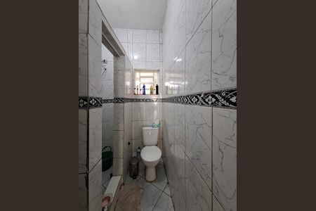 Banheiro de casa à venda com 3 quartos, 100m² em Vila Dionisia, São Paulo