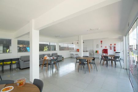 Apartamento para alugar com 42m², 2 quartos e 1 vagaÁrea comum