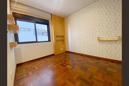 Apartamento à venda com 179m², 2 quartos e 3 vagasSuíte 1