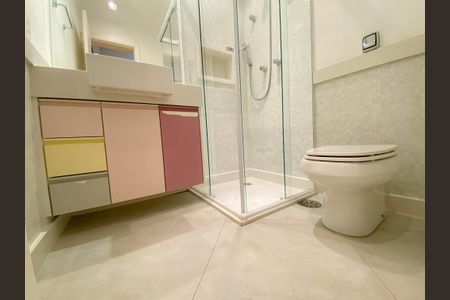 Apartamento à venda com 179m², 2 quartos e 3 vagasBanheiro Suíte 1