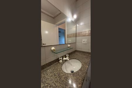 Apartamento para alugar com 77m², 2 quartos e 1 vagaBanheiro