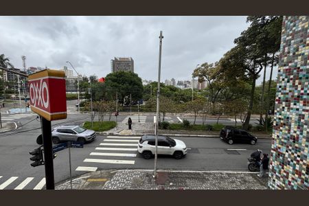 Apartamento para alugar com 77m², 2 quartos e 1 vagaQuarto 1 Vista