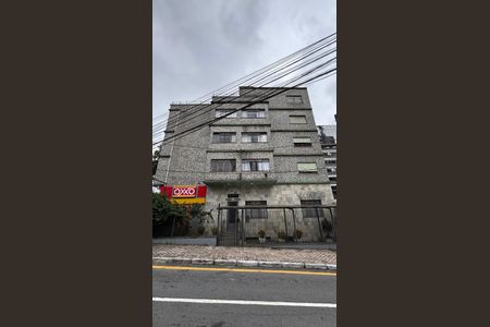 Apartamento para alugar com 77m², 2 quartos e 1 vagaFachada