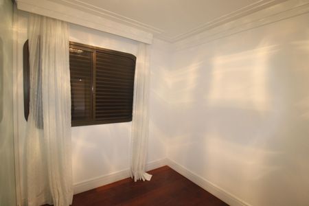 Apartamento para alugar com 153m², 4 quartos e 3 vagasQuarto 3