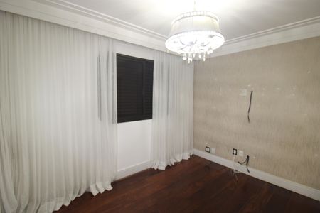 Apartamento para alugar com 153m², 4 quartos e 3 vagasQuarto 2