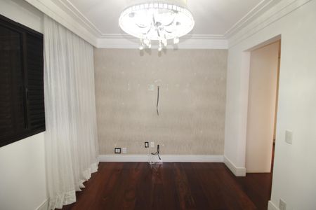 Apartamento para alugar com 153m², 4 quartos e 3 vagasQuarto 2