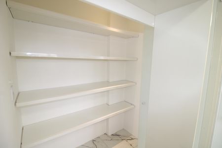 Apartamento para alugar com 153m², 4 quartos e 3 vagasCozinha