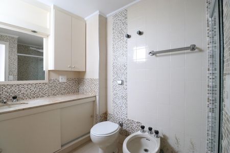 Apartamento para alugar com 105m², 2 quartos e 2 vagasBanheiro da Suíte