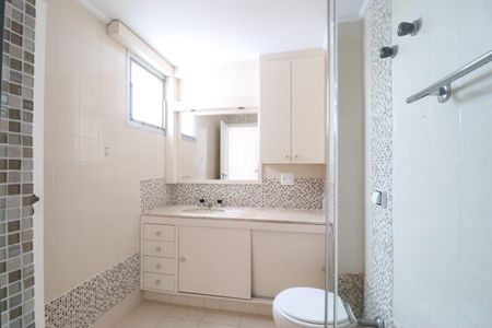 Apartamento para alugar com 105m², 2 quartos e 2 vagasBanheiro da Suíte