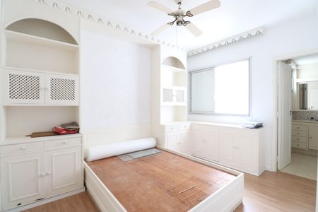 Apartamento para alugar com 105m², 2 quartos e 2 vagasSuíte