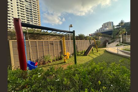 Apartamento para alugar com 75m², 2 quartos e 1 vagaÁrea comum - Playground