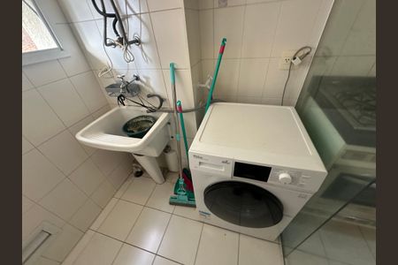 Apartamento para alugar com 75m², 2 quartos e 1 vagaÁrea de Serviço