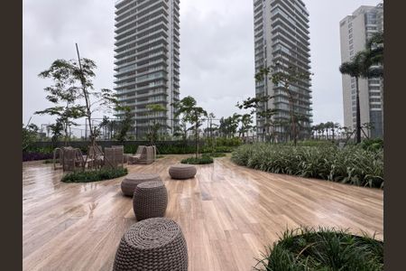 Apartamento à venda com 194m², 4 quartos e 3 vagas Apartamento à venda com 194m², 4 quartos e 3 vagasÁrea comum