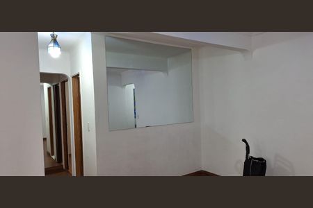 Sala de apartamento para alugar com 3 quartos, 68m² em Jardim Neide, São Paulo