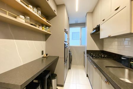 Apartamento à venda com 58m², 2 quartos e 2 vagasCozinha
