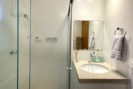 Apartamento à venda com 58m², 2 quartos e 2 vagasBanheiro