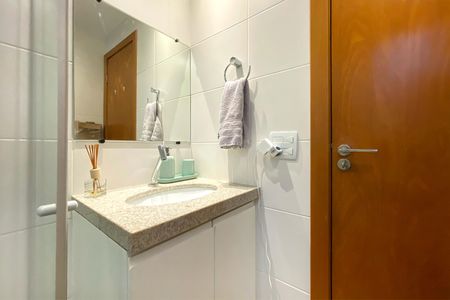 Apartamento à venda com 58m², 2 quartos e 2 vagasBanheiro