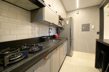 Apartamento à venda com 58m², 2 quartos e 2 vagasCozinha