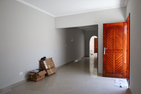 Casa para alugar com 2 quartos, 298m² em Jardim Itapura, São Paulo