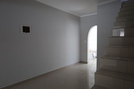 Casa para alugar com 2 quartos, 298m² em Jardim Itapura, São Paulo