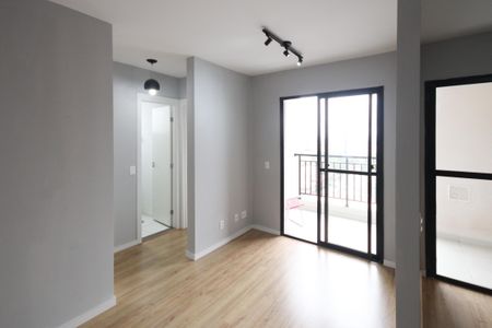 Sala de apartamento para alugar com 2 quartos, 42m² em Vila Maria, São Paulo