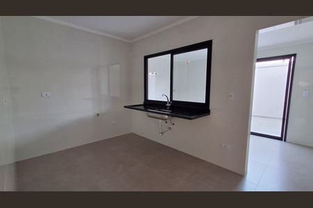 Casa à venda com 165m², 3 quartos e 3 vagasCozinha 