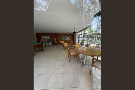 Apartamento à venda com 48m², 1 quarto e 2 vagasÁrea externa