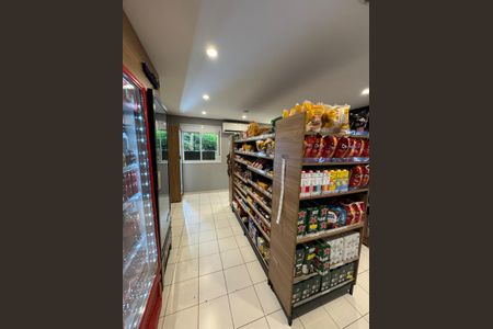 Apartamento à venda com 48m², 1 quarto e 2 vagasÁrea externa