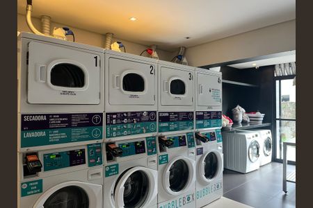 Studio para alugar com 30m², 1 quarto e sem vaga Studio para alugar com 30m², 1 quarto e sem vagaLavanderia